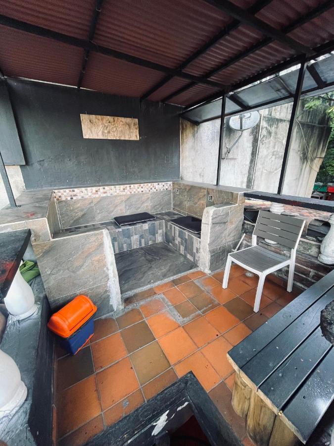 Tiger Hostel Medellín Zewnętrze zdjęcie